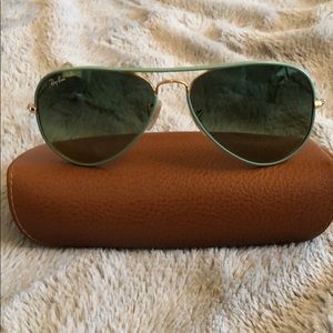 Ray-Ban Aviator Sunglasses
